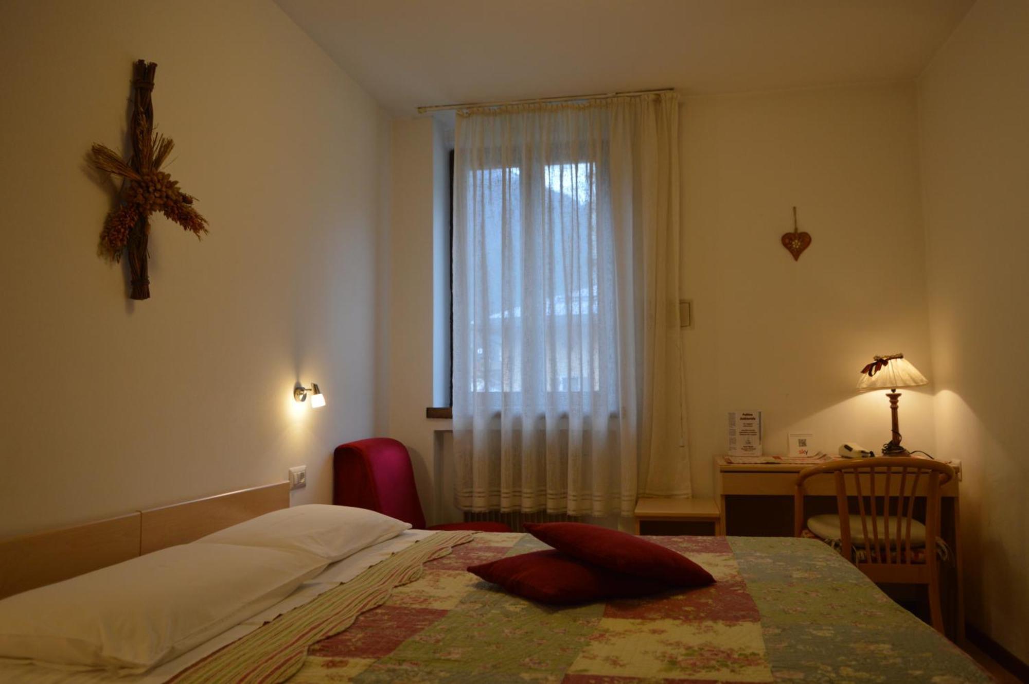 Hotel Wanda Pinzolo Eksteriør bilde