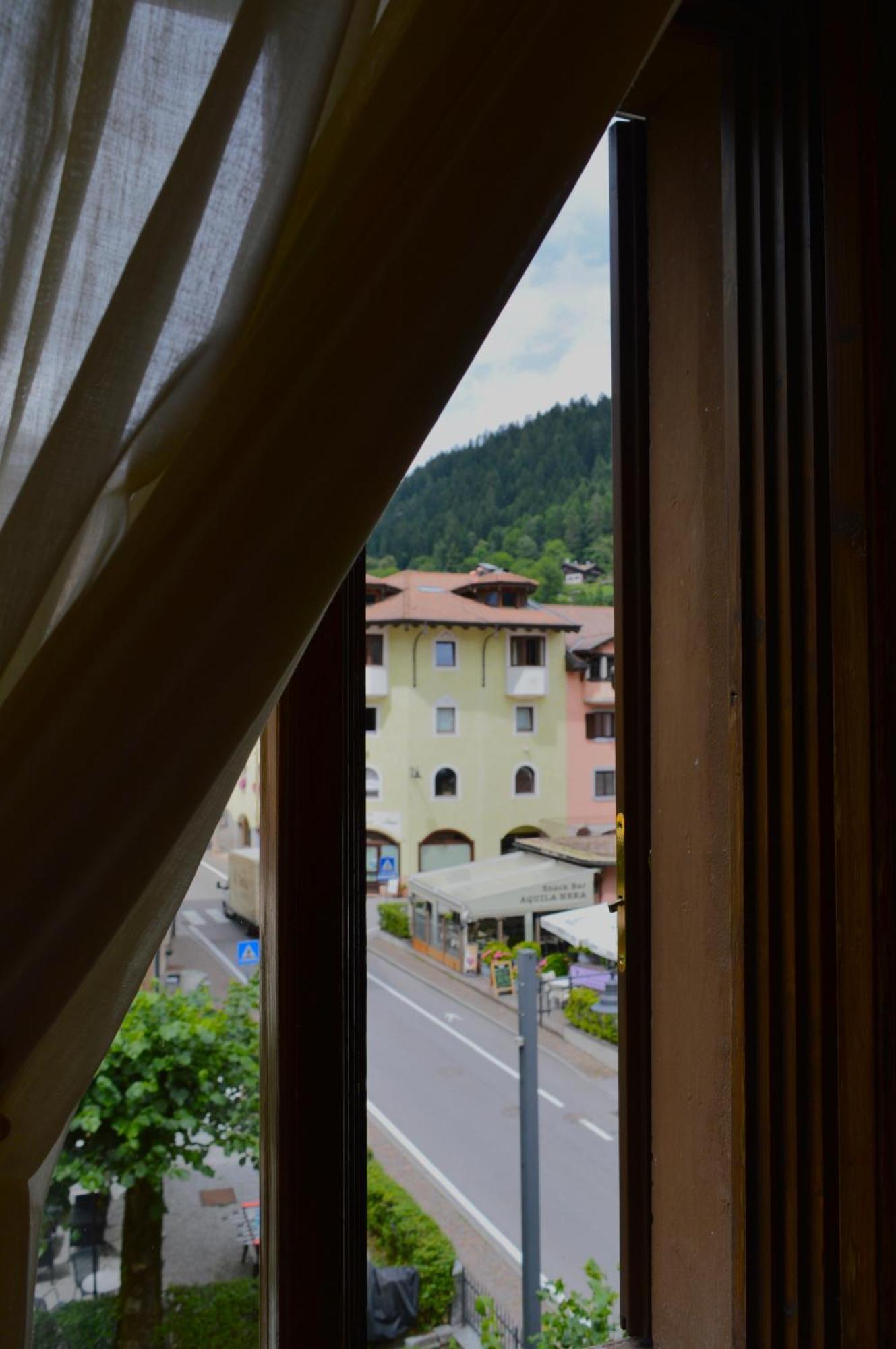 Hotel Wanda Pinzolo Eksteriør bilde