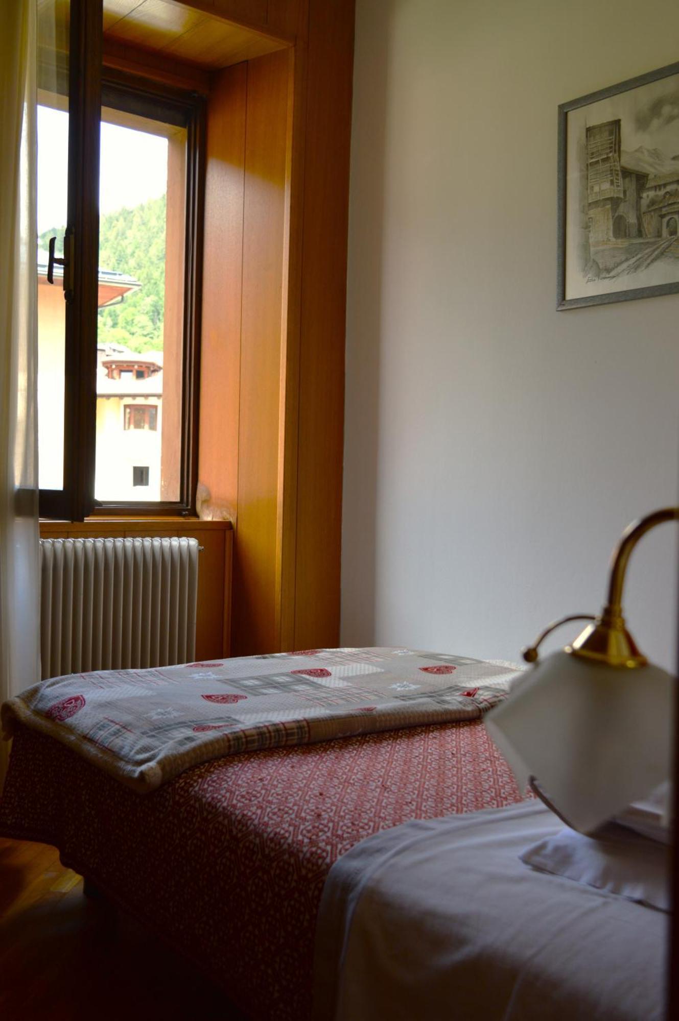 Hotel Wanda Pinzolo Eksteriør bilde